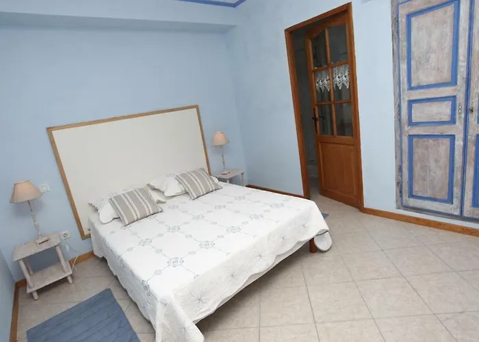 Konukevi A Pianella 3*